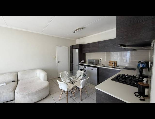 1 BEDROOM PROPERTY TO RENT IN PETERVALE